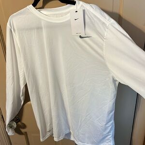 Nike men’s XL Dri-Fit long sleeve